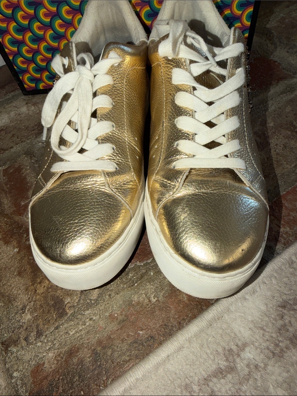 ⭐️Kurt Geiger Laney Eye  Gold Leather sneakers⭐️ - Picture 4 of 11